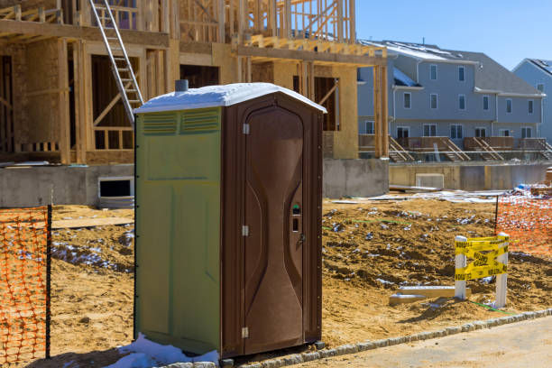 Best Standard Portable Toilet Rental in Thomasville, GA